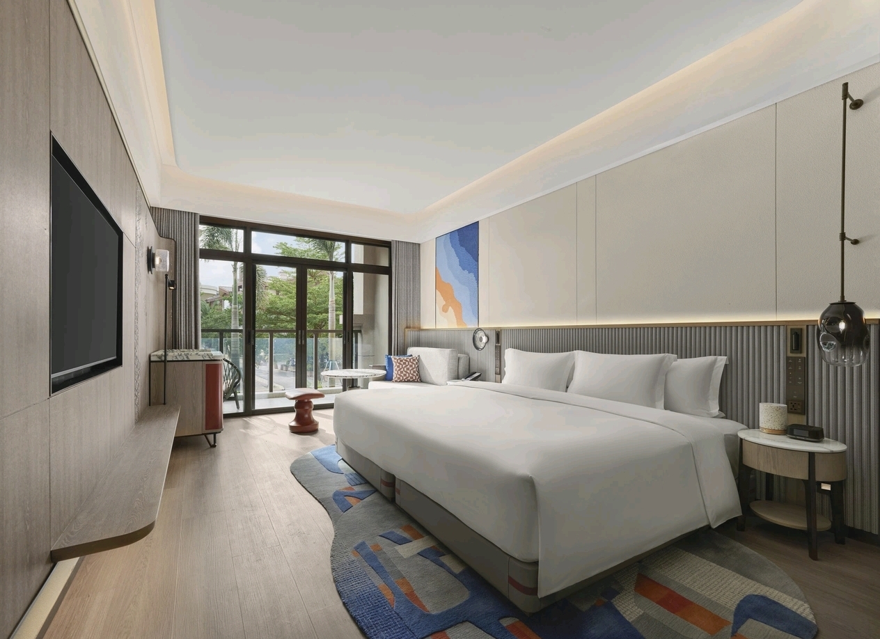 Dhawa Beihai Weizhou Island garden view guest room — furniture by Zhobai