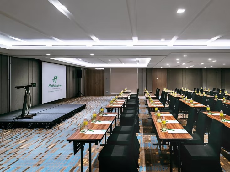 Holiday Inn Johor Bahru City Centre theater setup conference hall — conference furniture by Zhobai