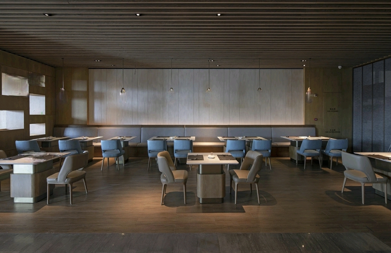 Wyndham Baise Resort Chinese restaurant hall — dining furniture by Zhobai