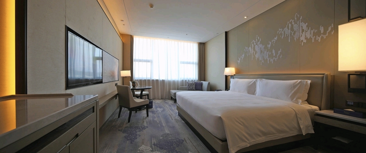 Wyndham Baise Resort compact guest room bedspace — hotel furniture by Zhobai