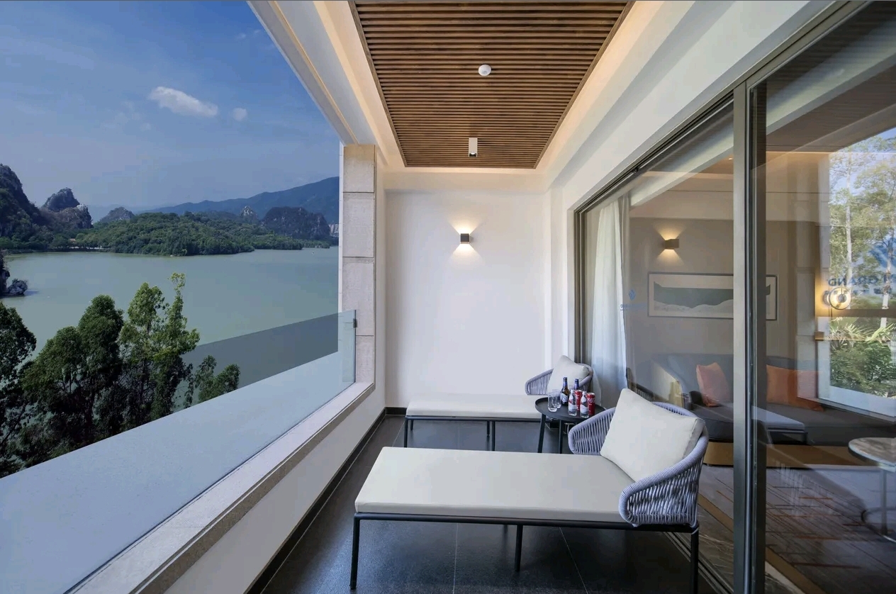 Room private balcony with mountain view at Wyndham Grand Zhaoqing
